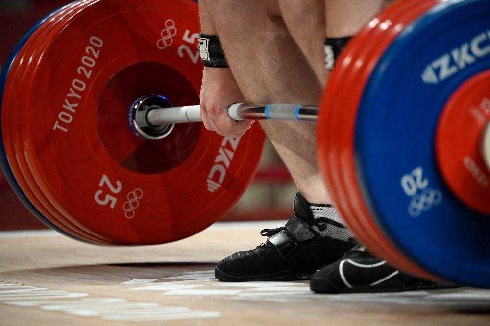 Illustration - Weightlifting