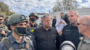 وزير الأمن القومي ايتمار بن غفير في قرية الترابين