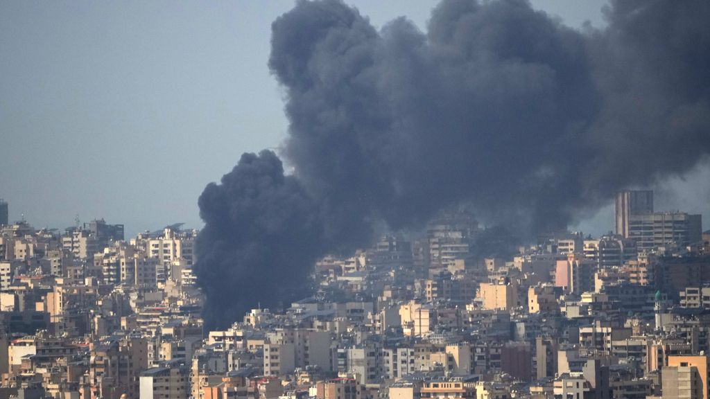 إسرائيل تطلق عملية "ظلام أبدي" في لبنان؛ وتشن هجوما غير مسبوق استهدف 100 موقع لحزب الله بغضون 10 دقائق