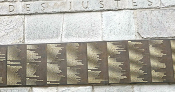 Le mur des Justes le 30 avril 2017, avant sa dégradation.