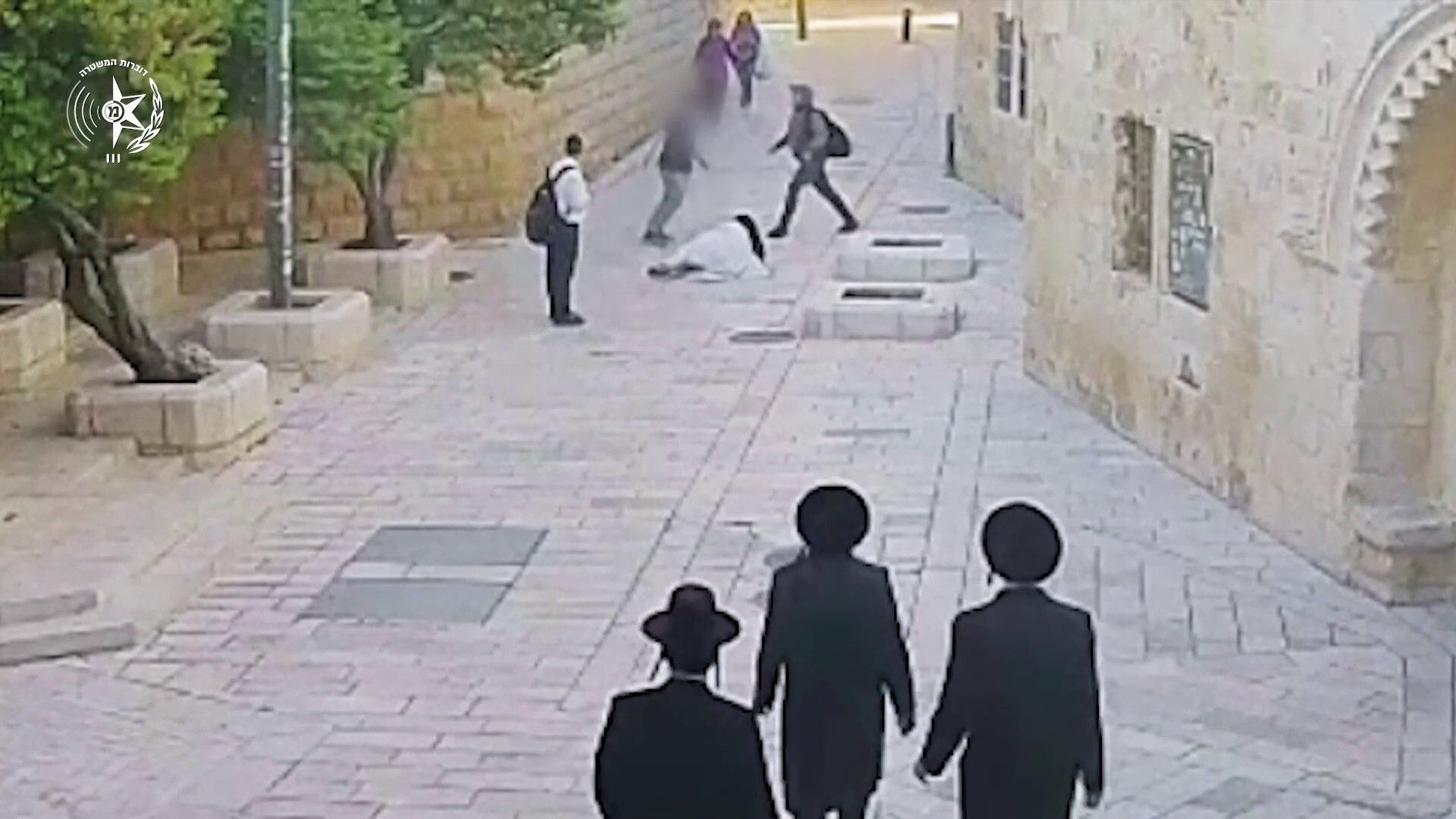 اعتداء مروع على راهبة في القدس القديمة: الشرطة تفتح تحقيقًا عاجلًا \ فيديو