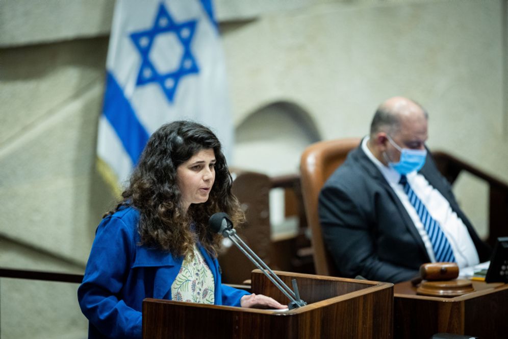 Yonatan Sindel/Flash90 Sharren Haskel speaks during a plenum session in the assembly hall of the Knesset, the Israeli parliament in Jerusalem on January 19, 2022.