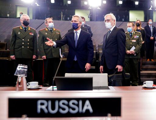 Russia Lays Out Security Demands At NATO Meeting - Vimarsana News