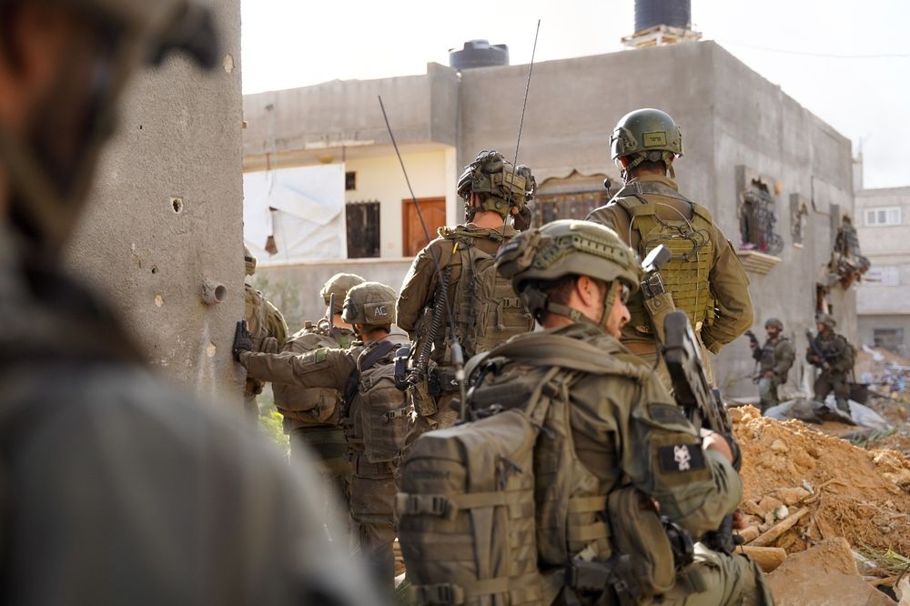 Soldats israéliens opérant à Rafah, dans le sud de la bande de Gaza