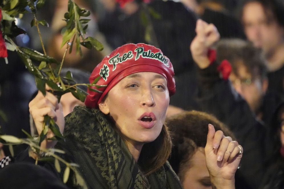 AP Photo/Damian Dovarganes Alana Hadid participates in a sit-in demanding a cease-fire in the Israel-Hamas war in Los Angeles, Wednesday, Nov. 15, 2023.