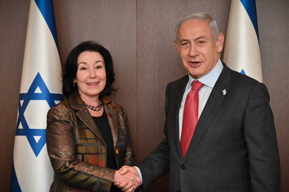 Israel's Prime Minister Benjamin Netanyahu with Oracle CEO Safra Katz.