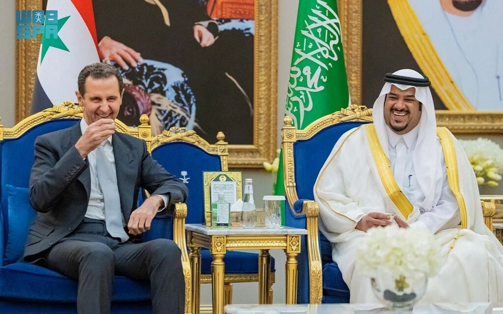 Deputy governor of the Riyadh Region Prince Mohammed bin Abdulrahman bin Aabdulaziz (R) receiving Syrian President Bashar al-Assad in Riyadh, November 11, 2023