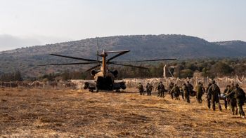 Explosion en Haute-Galilée : Tsahal privilégie la piste d’une sous-munition du Hezbollah

Selon une première évaluation menée par les soldats déployés sur place, l’explosion aurait été provoquée par une sous-munition non explosée appartenant au Hezbollah et restée dans la zone.