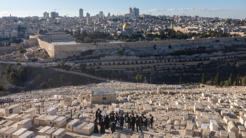 Israel faces burial crisis as death rates set to skyrocket, study warns