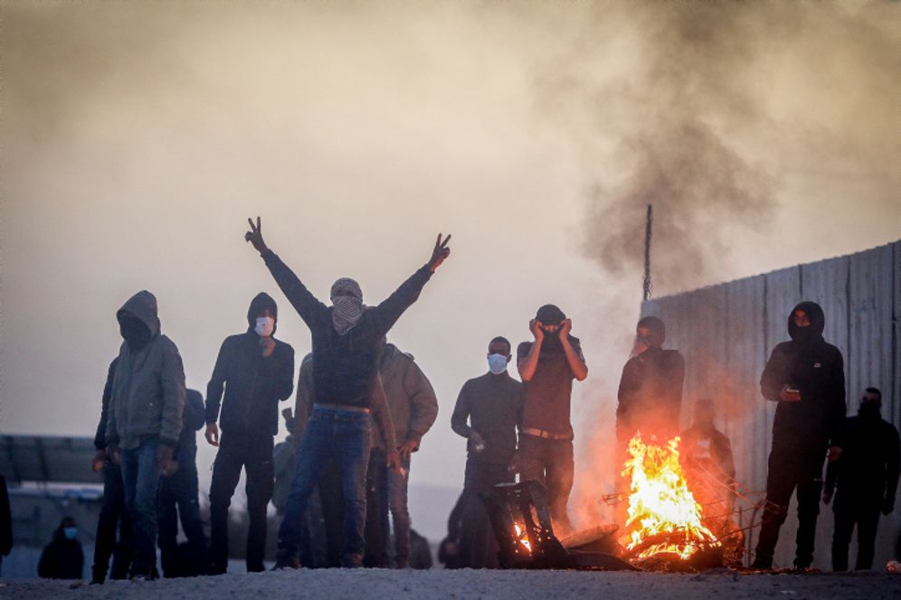 Archive - Emeutes dans le Néguev orchestrées par des Bédouins de la région