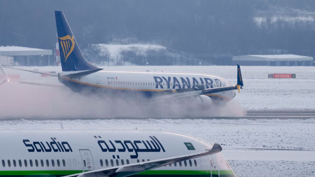 Weather conditions cause flight disruptions in Europe