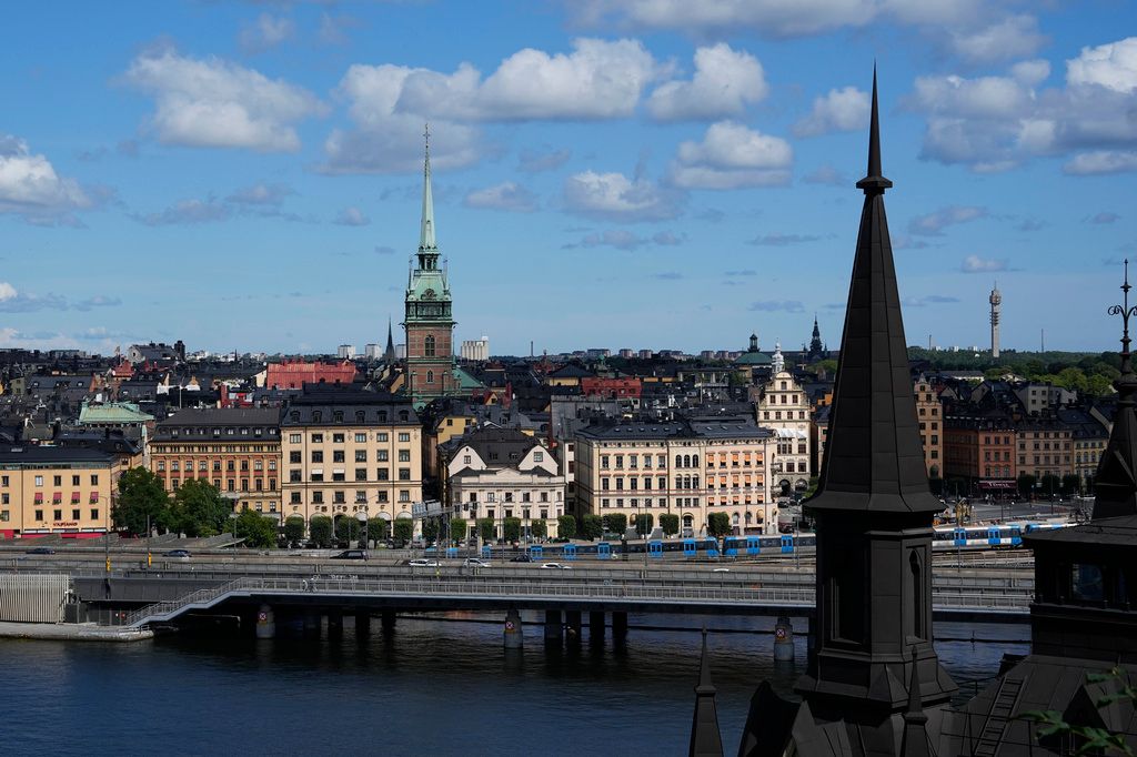 Iran Suspected In Couple's Plot To Murder Swedish Jews - Report - Vimarsana News