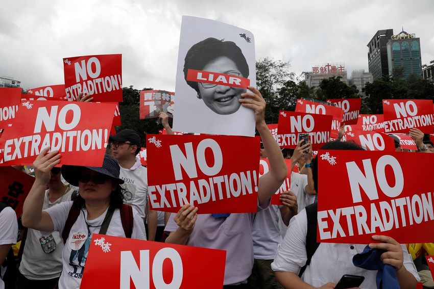 i24NEWS Hong Kong extradition law opponents call fresh protests after millionstrong march