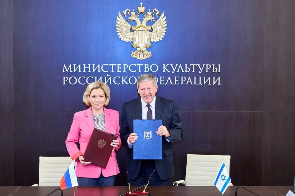 Izrael és Oroszország megállapodást írt alá a filmgyártásról Moszkvában