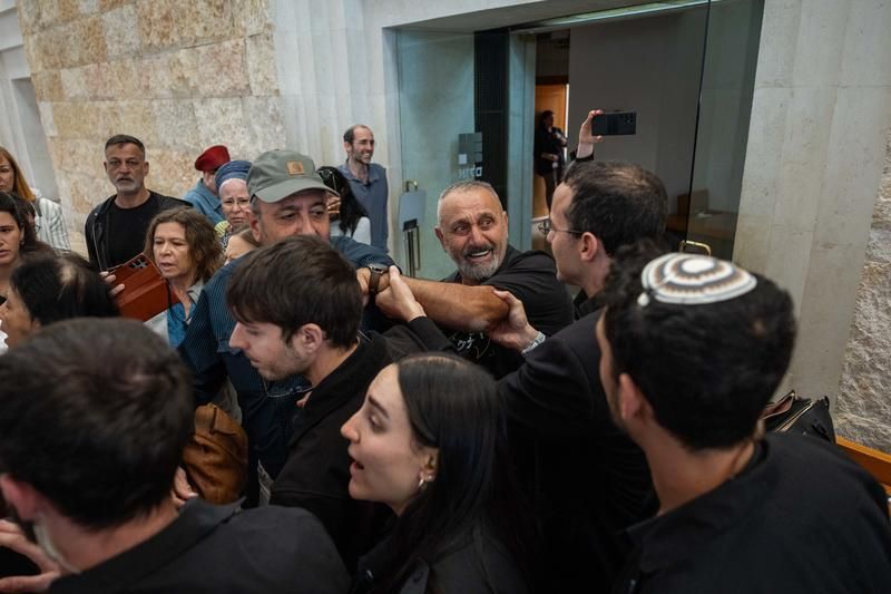 L’opposition israélienne accuse Netanyahou d’alimenter les divisions en refusant une enquête sur le 7 octobre