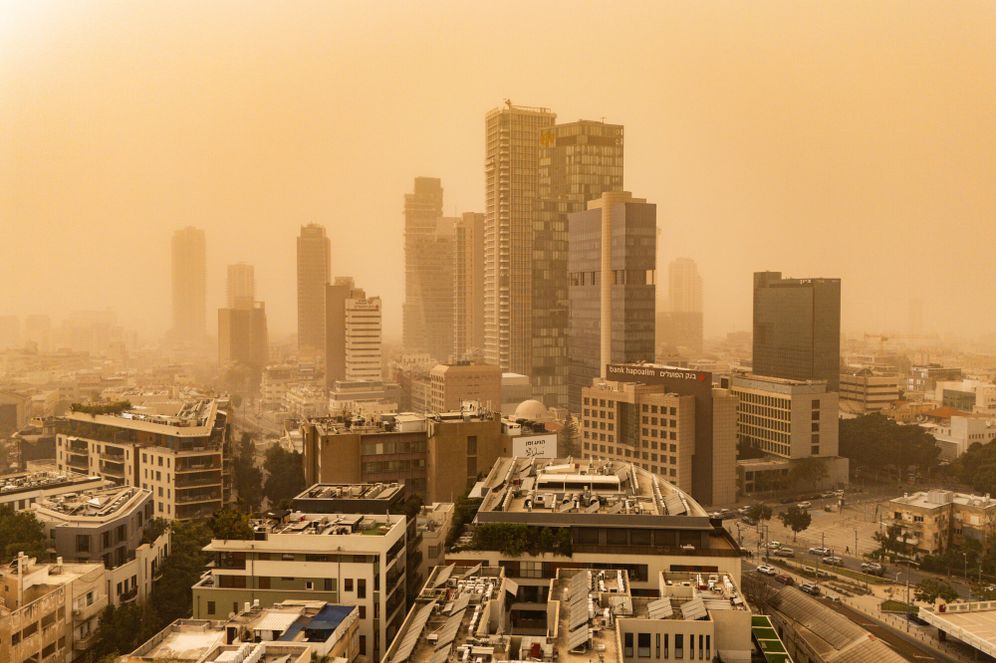 אובך כבד בתל אביב, ארכיון