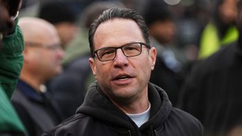 Le gouverneur de Pennsylvanie Josh Shapiro