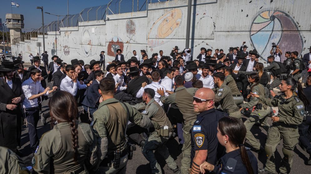 Chaim Goldberg/Flash90 Manifestations d'orthodoxes pour protester contre l'arrestation de déserteurs, le 10 juin 2026