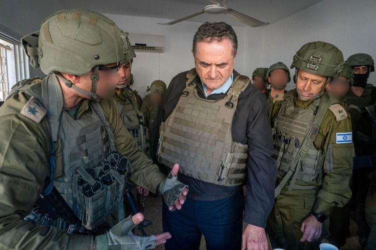 Israel's Defense Minister Israel Katz (center) meets with top commanders in Jenin, northern West Bank