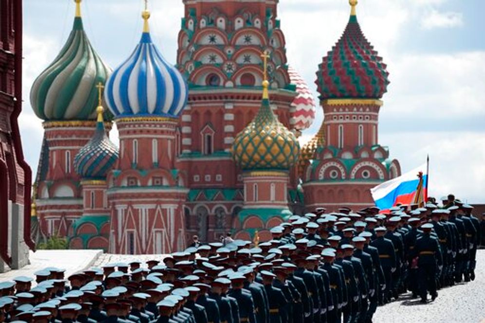 AP Photo/Alexander Zemlianichenko الكرملين، الساحة الحمراء، روسيا