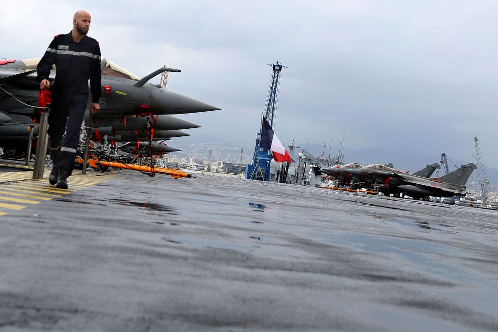 حاملة شارل ديغول