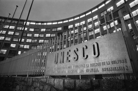 Palestinian Authority Calls for UNESCO Ban on Hebron Site