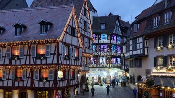 העיירה קולמר בצרפת בחג המולד, ארכיון