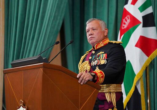 الأردن: الأمير علي بن الحسين يؤدي اليمين الدستورية نائبا ...
