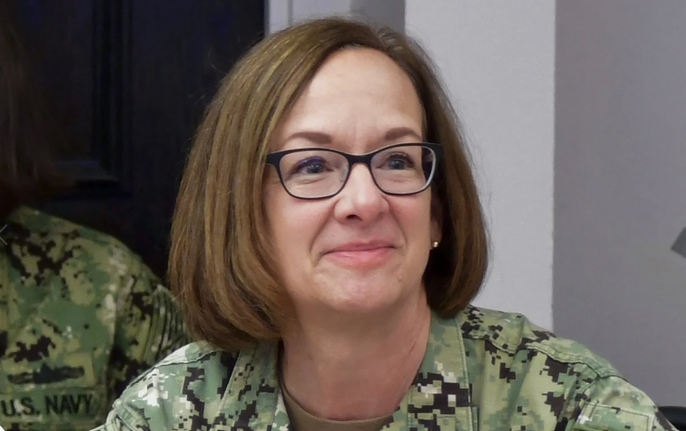 Joe Biden Nomme Une Femme À La Tête De La Marine Américaine, Une ...