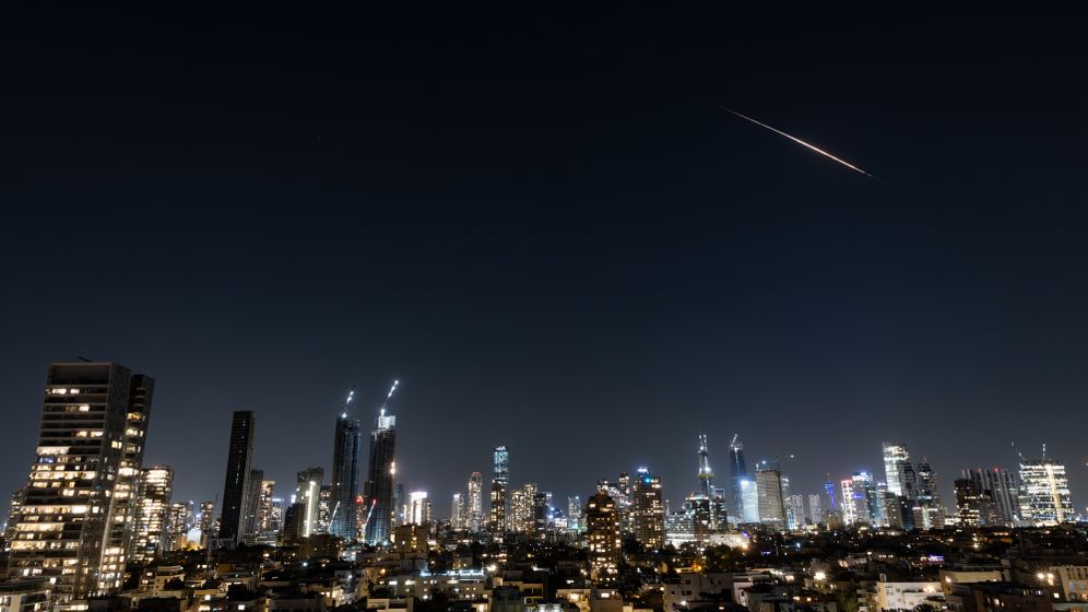 Interception of an Iranian missile over the skies of the Israel