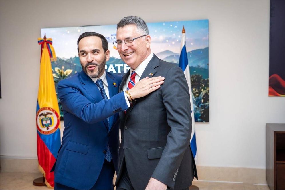 Lodis Studios Israeli Foreign Minister Sa'ar met with Colombia's president-elect, Abelardo de la Esperanza