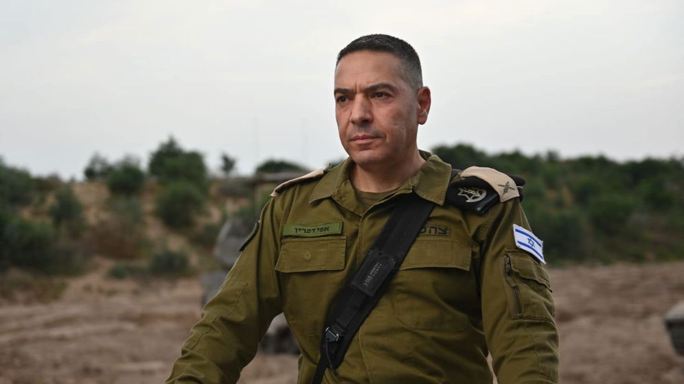IDF spokeman الناطق باسم الجيش الإسرائيلي، العميد أفي دفرين