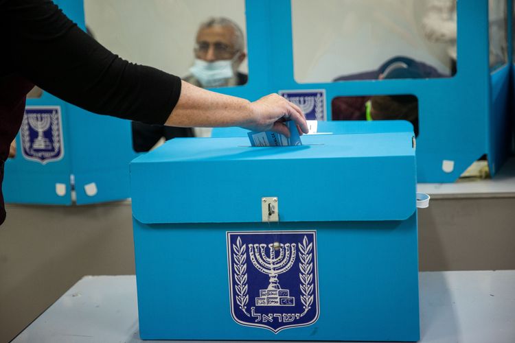 Bureau de vote à Jérusalem, lors des élections à la Knesset, le 23 mars 2021