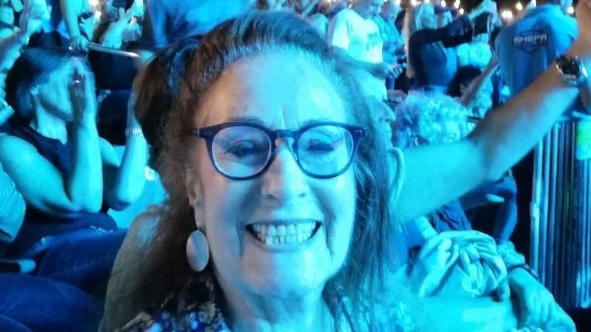 الفنان عبد عابدي ينعى "ريتا" ويكشف علاقتها العاطفية مع الشاعر محمود درويش