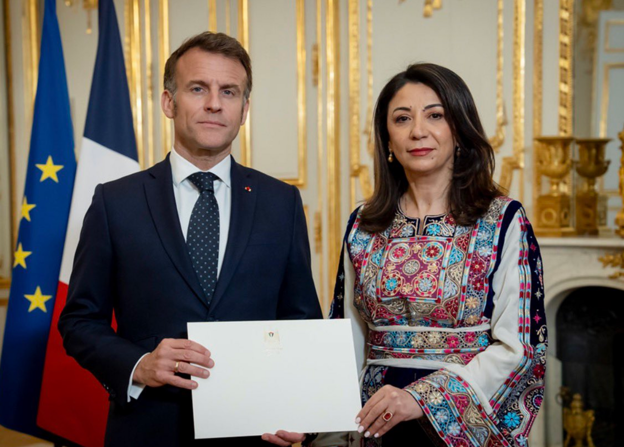 L’ambassadrice de la Palestine en France présente ses lettres de créance à l’Élysée
