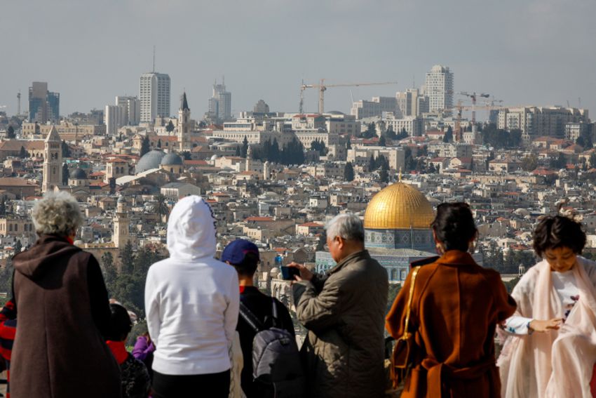 سياح أجانب في إسرائيل