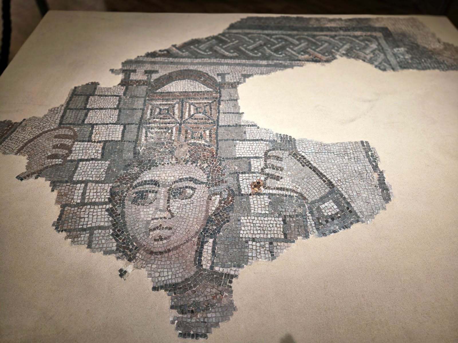 New exhibit offers first public glimpse of ancient Huqoq synagogue mosaics –...