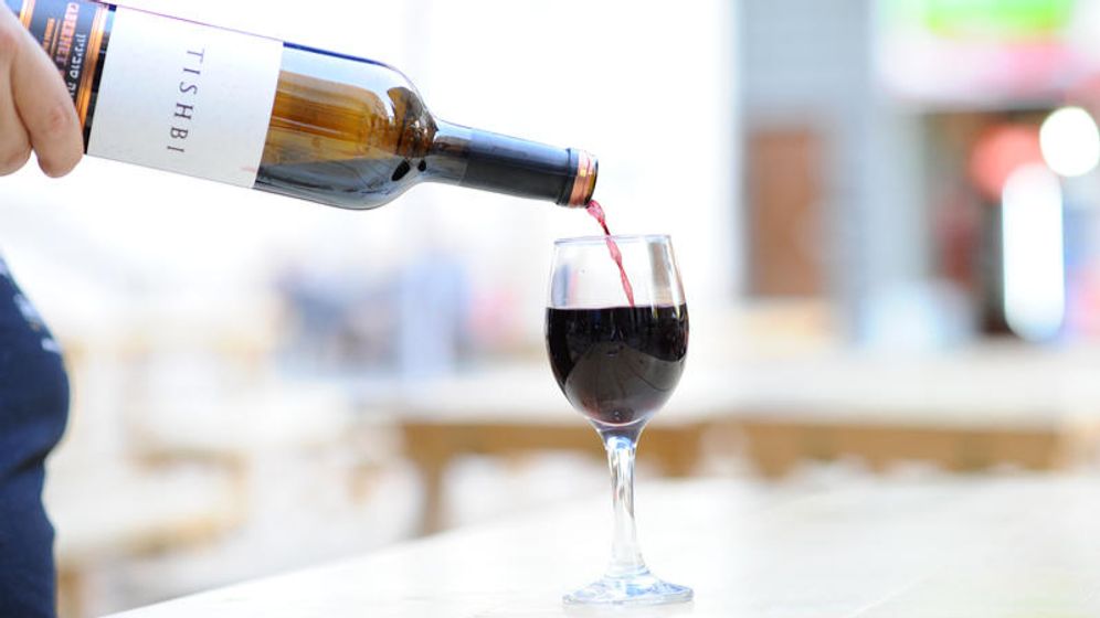 Illustration - Israeli wine