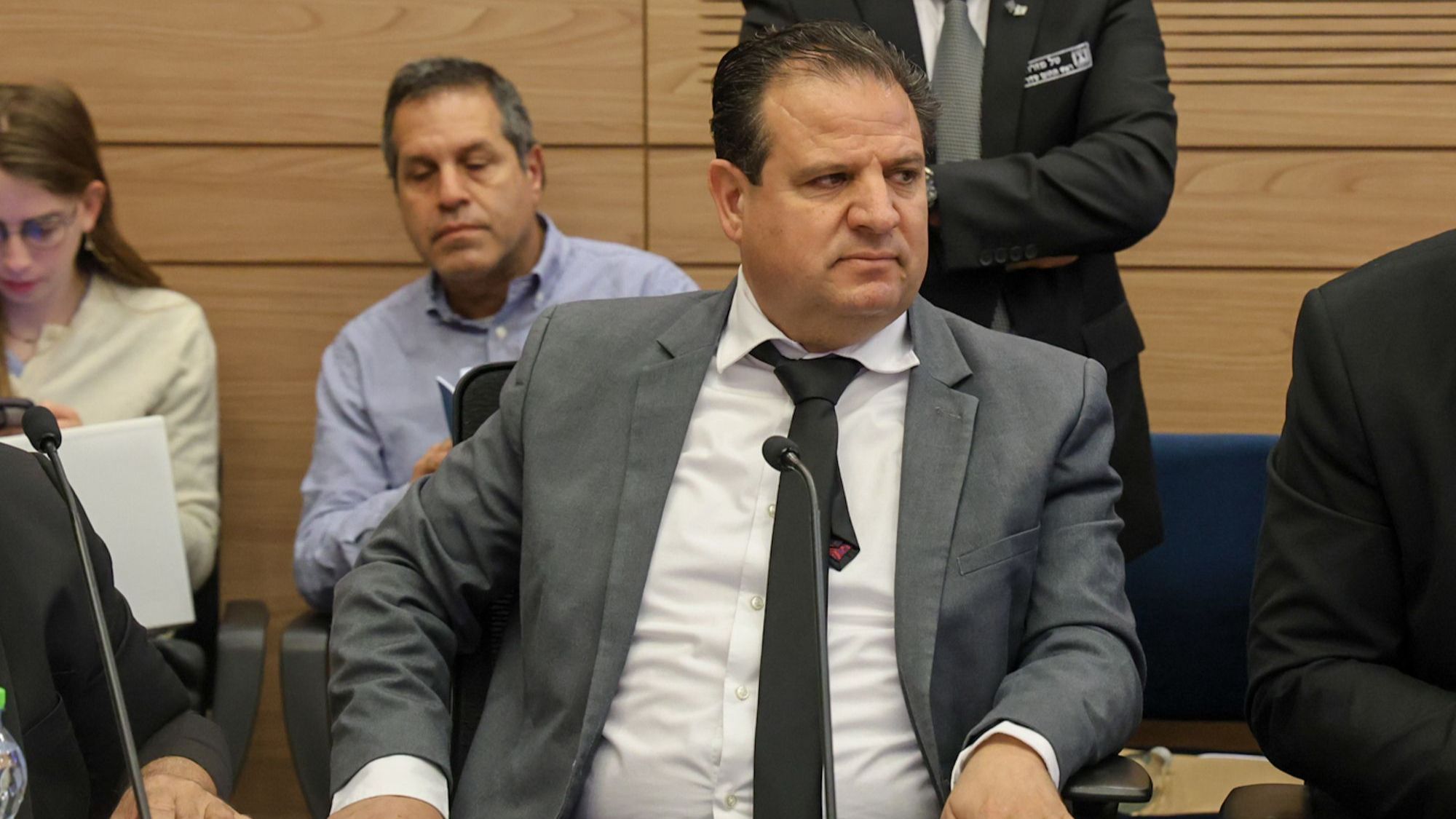 النائب عوْدة يدعو إلى عصيان مدني في المجتمع العربي احتجاجًا على تصاعد الجريمة