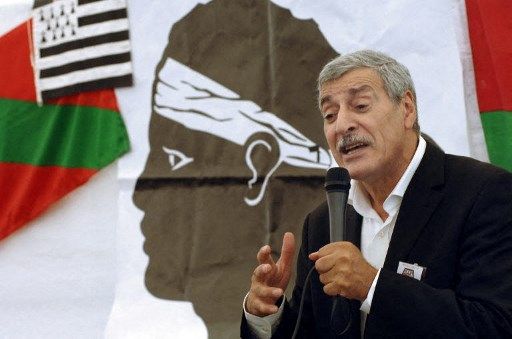 فرحات مهني يطالب الرئيس الجزائري بإجراء استفتاء تقرير مصير القبائل، "وإذا استمر الإنكار سنعلن الاستقلال بشكل أحادي يوم 14 ديسمبر"