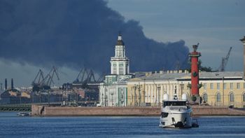 Ukraine attacked an oil facility in the city of Saint Petersburg, Russia, 03.06.2026