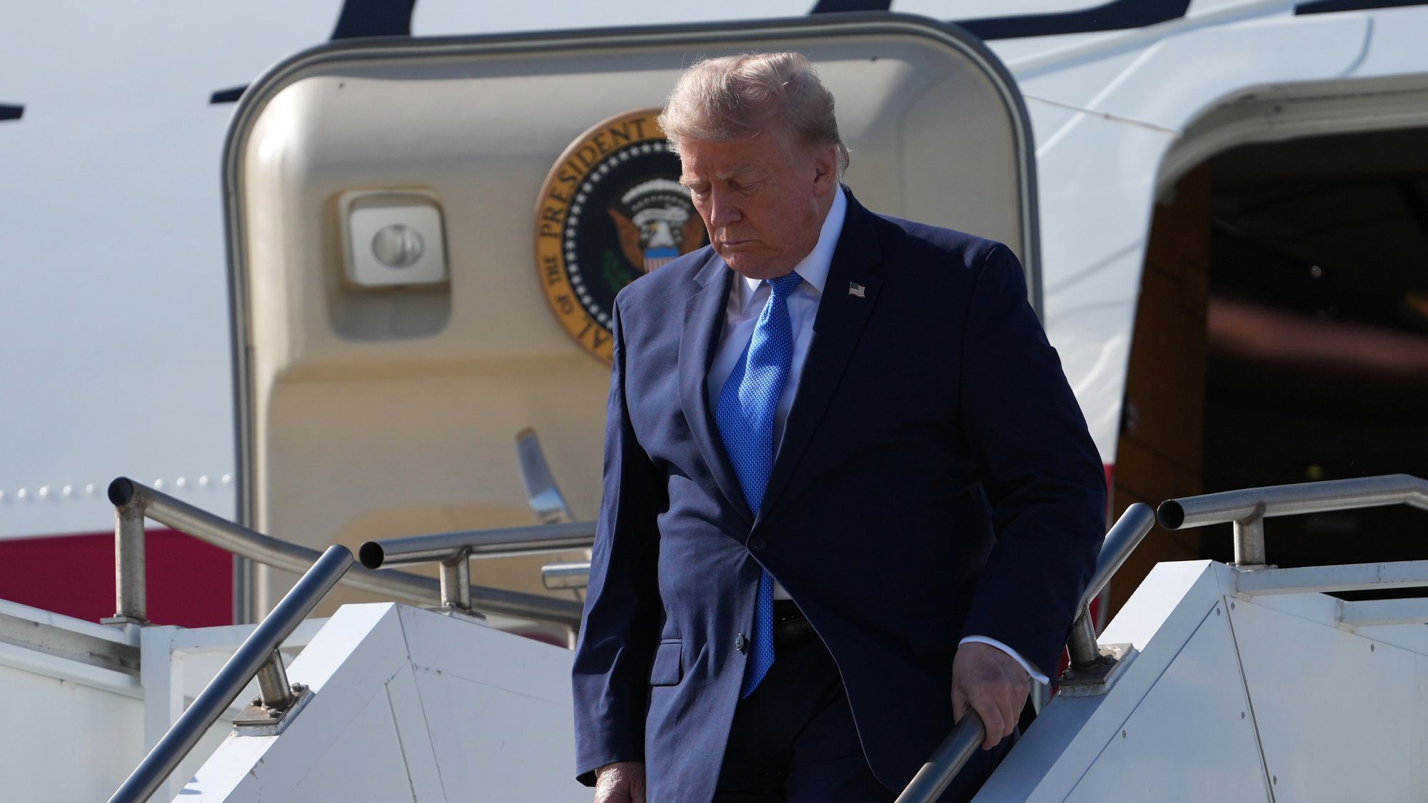 Une alerte israélienne à l’origine de l’exfiltration secrète de Donald Trump d'Air Force One en Turquie