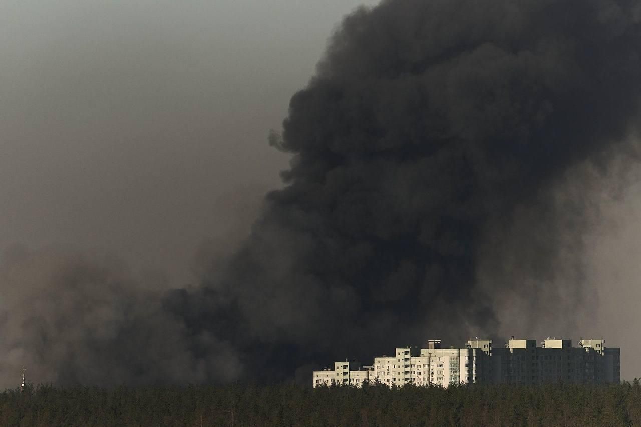 Ukraine : au moins 37 morts après une frappe russe sur un entrepôt près de Kiev