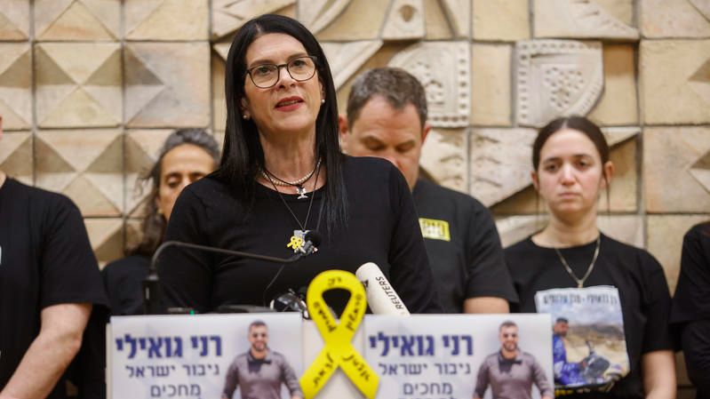 "Seule la pression militaire ramènera mon fils", affirme la mère de Ran Gvili