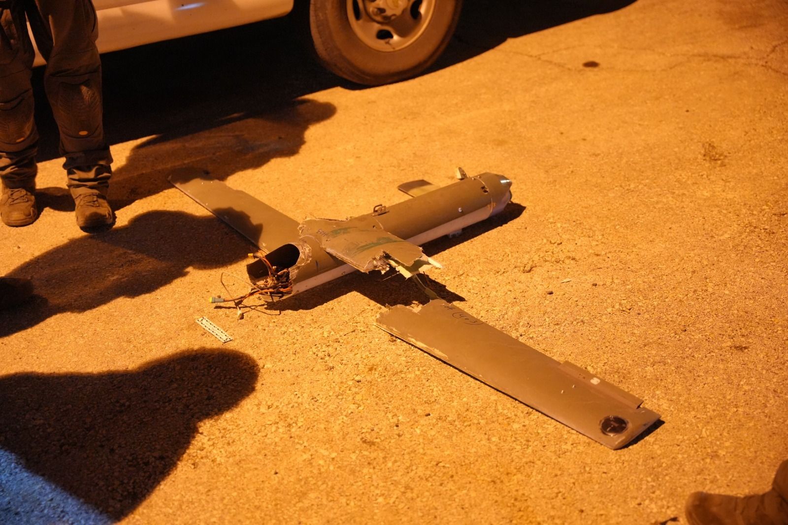 إسرائيل : تعطيل طائرة مسيّرة أُطلقت من لبنان بواسطة روبوت بعد أن علقت بشجرة في كريات شمونة