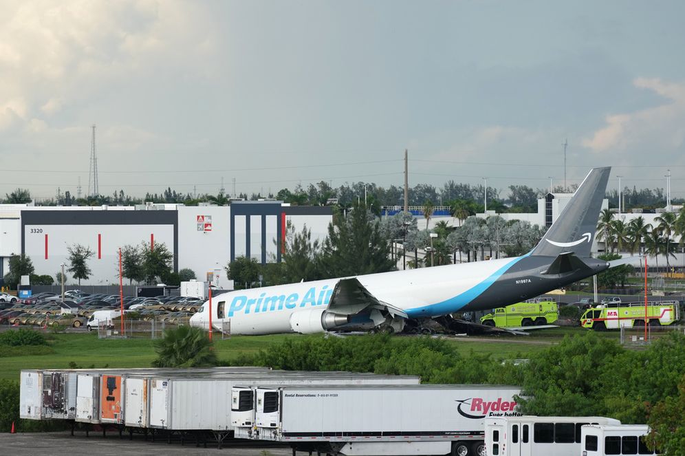 AP Photo/Lynne Sladky An Amazon cargo plane sits at the Miami International Airport (MIA) after it overshot the runway, Sunday, Sept. 6, 2026.