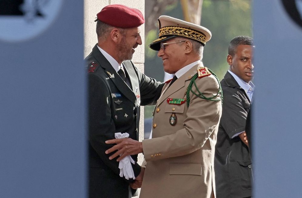 Israeli Army Chief of Staff Aviv Kochavi (L) welcomes his Moroccan counterpart, Lieutenant General Belkhir el-Farouk, during an official ceremony in Israel's coastal city of Tel Aviv, on September 13, 2022.