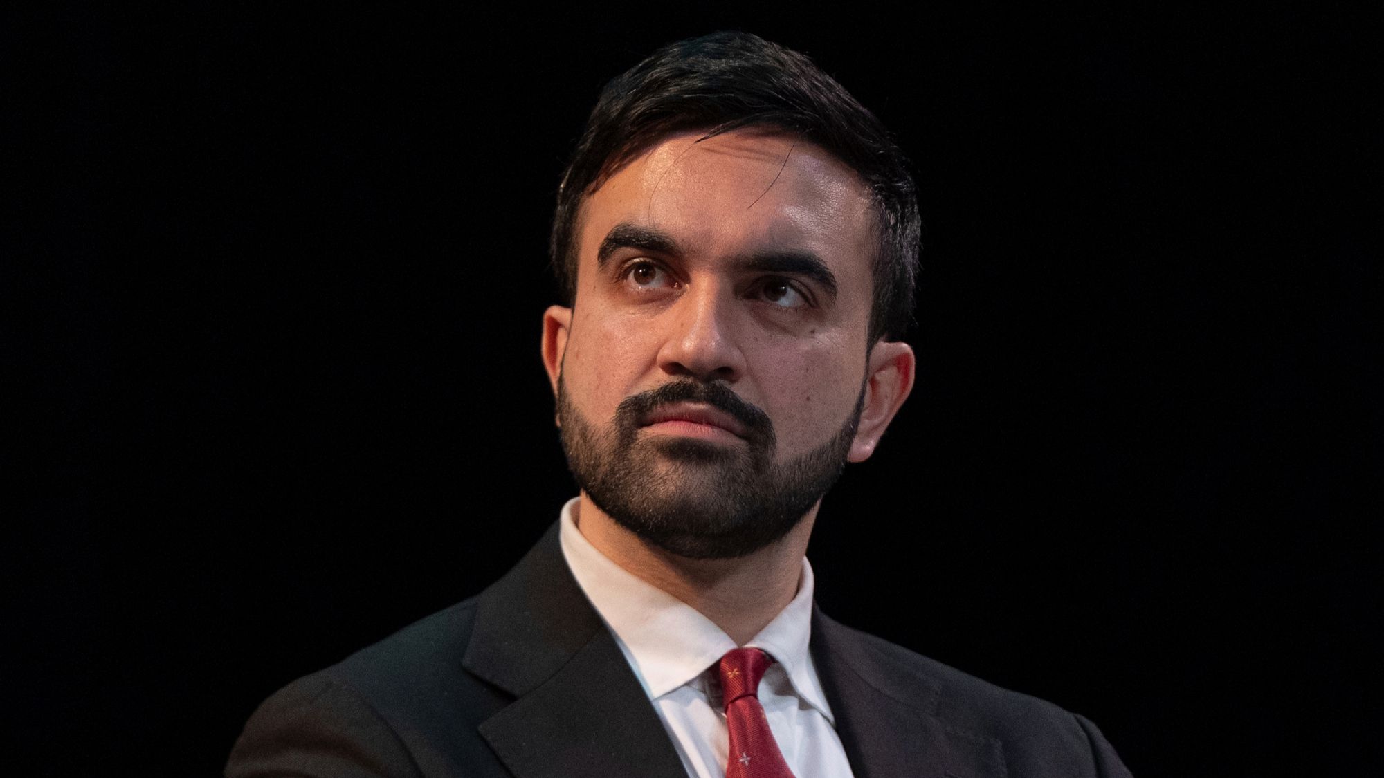 La candidat démocrate à la mairie de New York promet d'abroger l'adoption de la définition de l'antisémitisme de l'IHRA