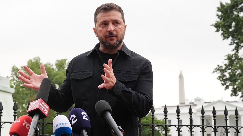 Ukraine's President Volodymyr Zelenskyy speaks in Lafayette Park, across from the White House, after meeting with President Donald Trump and European leaders Monday, August 18