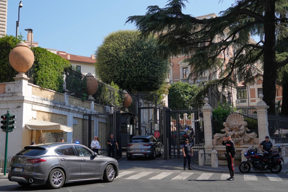 (AP Photo/Gregorio Borgia) A motorcade arrives at the United States' Embassy in Rome, Italy, where ambassadors-level talks between Israel and Lebanon are expected to take place, Tuesday, Aug. 4, 2026